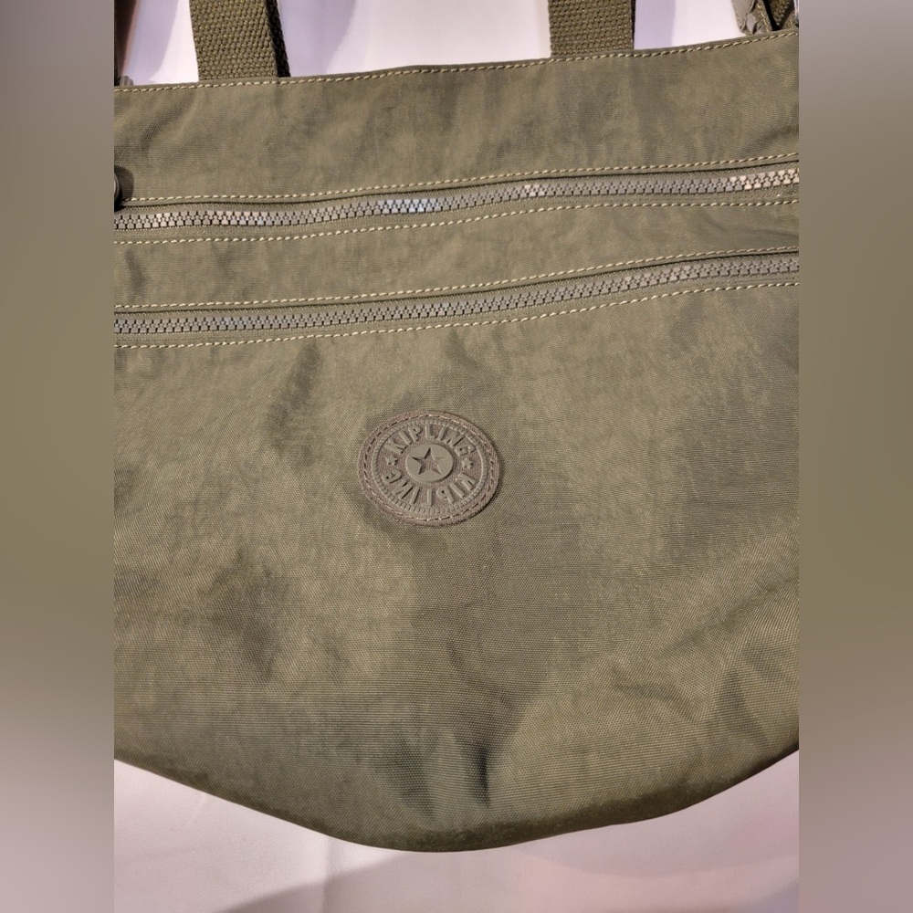 Kipling Olive Green Crossbody Cabincore Earthy Gorpcore Travel Outdoors Normcore - Picture 2 of 5